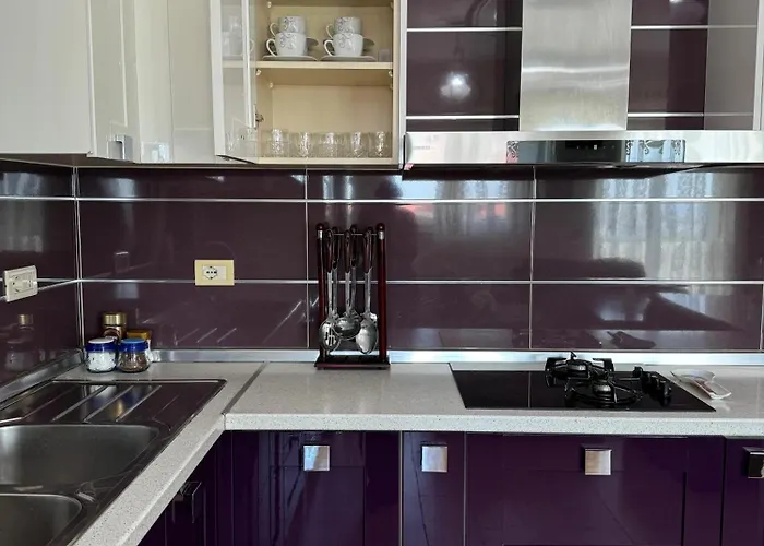 Spacious & Cozy Family Near Sanatorium Τίρανα