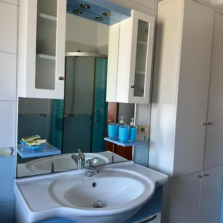 Spacious & Cozy Family Near Sanatorium Apartment *