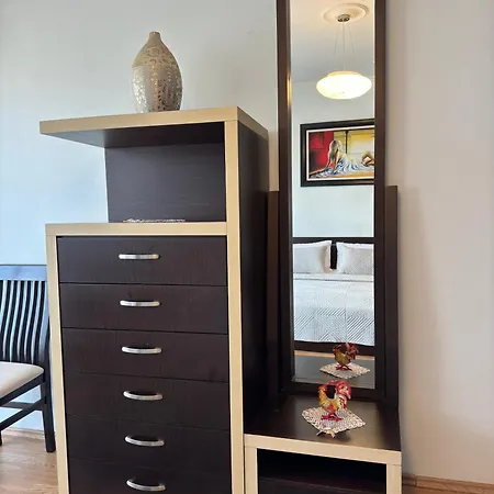 Spacious & Cozy 2br Family In Tirana