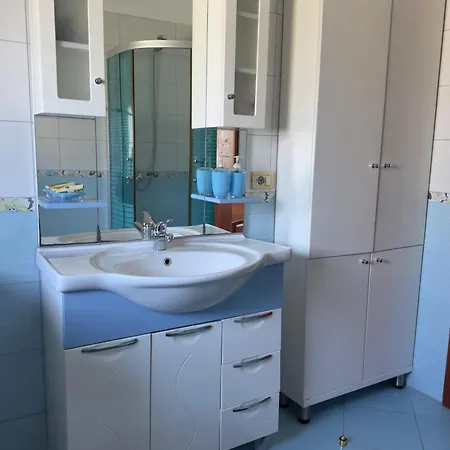 Spacious & Cozy Family Near Sanatorium Apartment Tirana