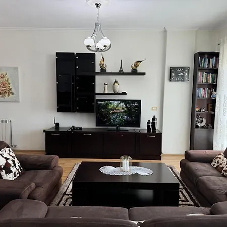 Spacious & Cozy 2br Family In Tirana